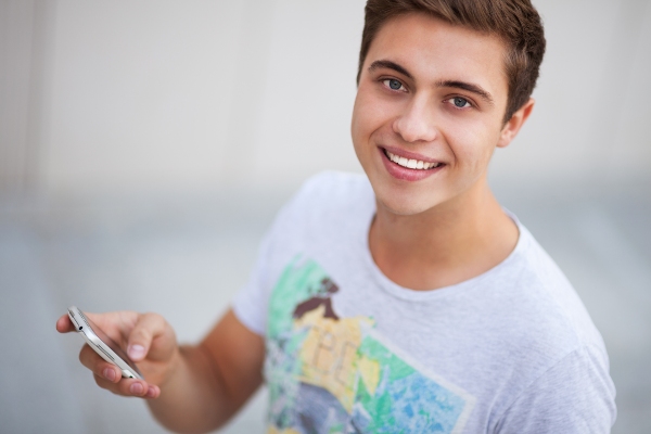 How Invisalign For Teens Improves Smiles